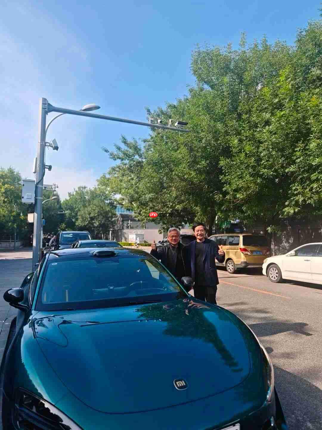 英伟达黄仁勋:我很想买一辆小米汽车