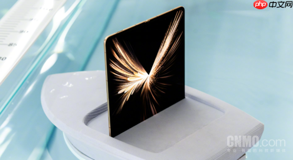 荣耀Magic V3系列销量数据曝光 两款总计达62.4万台!