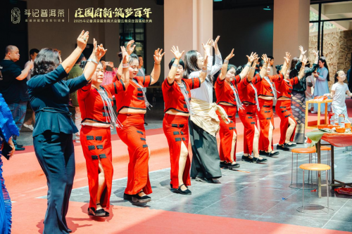 从茶园到茶杯!斗记普洱茶庄园扎根云南,百年愿景引领行业新未来