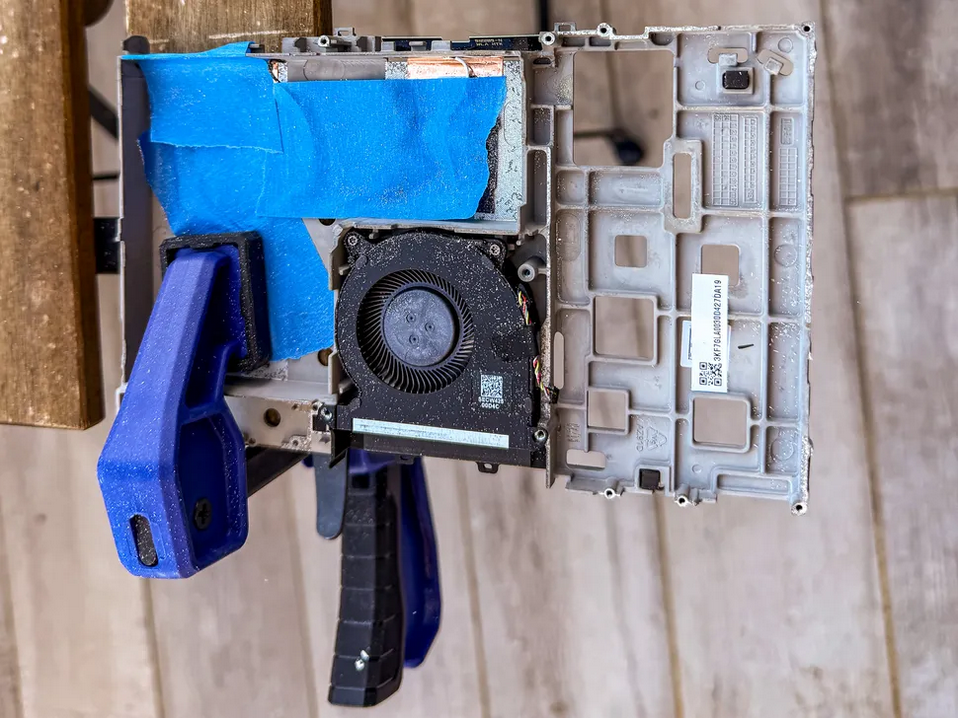 从掌机到“游戏盒子”:改装达人将Steam Deck变身为更便携的Steam Brick