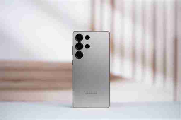 新一代万元机皇!三星Galaxy S25 Ultra图赏