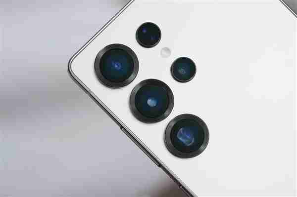 新一代万元机皇!三星Galaxy S25 Ultra图赏