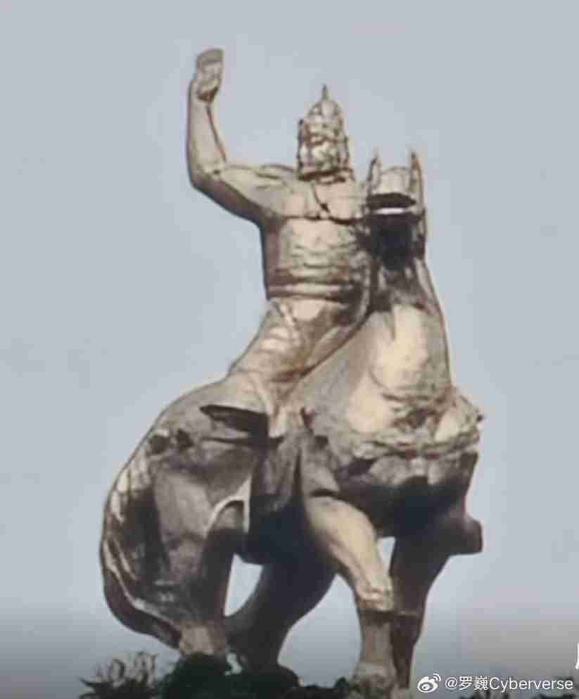 支持“200X”有机会:荣耀首席影像工程师罗巍展示手机 200 倍变焦内部仿真效果