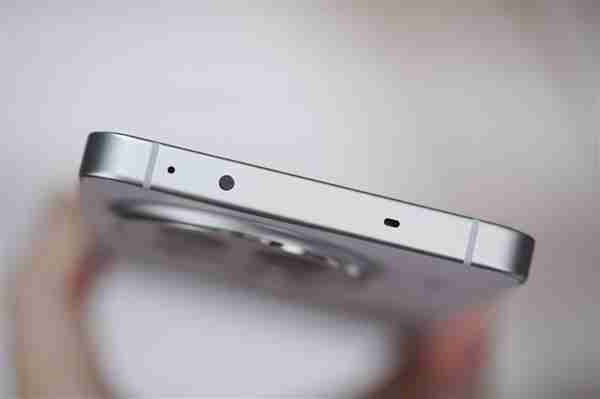 行业顶级1.5K直屏!一加Ace 5图赏