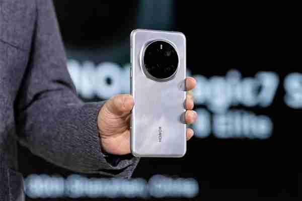 赵明回应iPhone降价对行业的影响:让行业更加聚焦消费者价值呈现