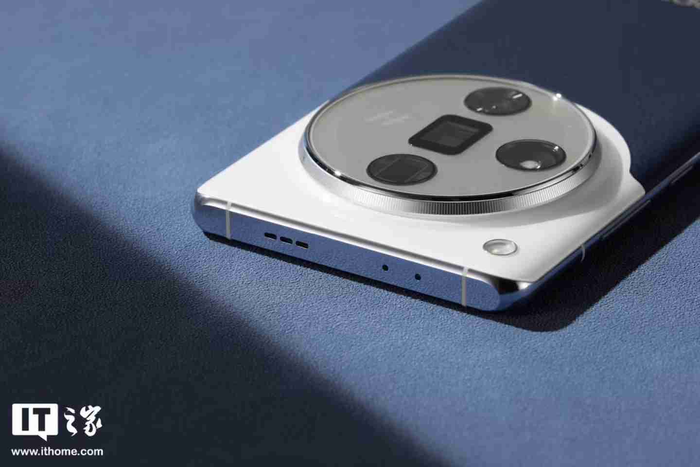 消息称绿厂 PKH110 / PKH120 机型备案 5475mAh 电池、高配版支持天通卫星通信,预计为 OPPO Find 系列