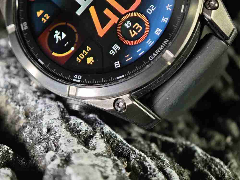 佳明Fenix 8 图赏：智能科技与户外运动的完美结合