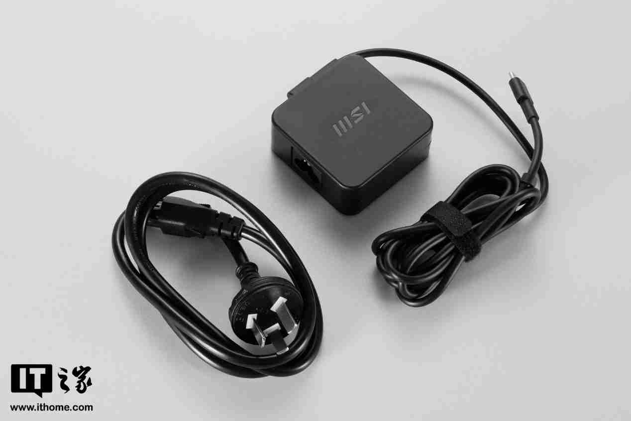 【IT之家开箱】微星尊爵 13 AI+ Evo 2024 图赏:990g 极致轻薄本