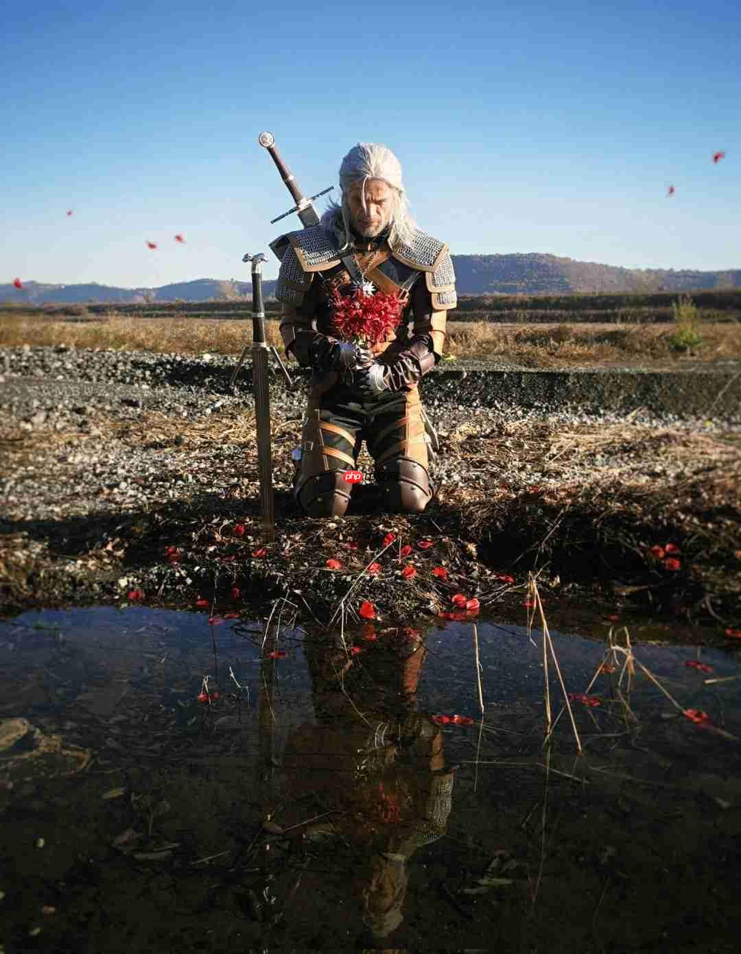 皮衣配圣诞帽！意大利Coser演绎《鬼泣5》圣诞但丁