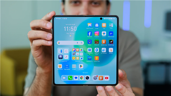 荣耀Magic V6官宣：全球首款骁龙8E5大折叠来了