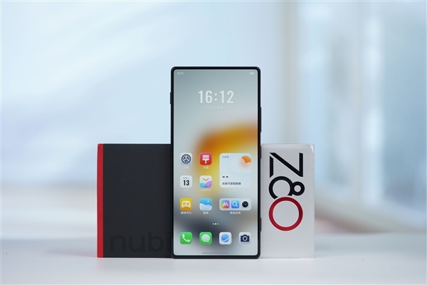 倪飞谈真全屏iPhone:国产手机早已将苹果远远甩在身后