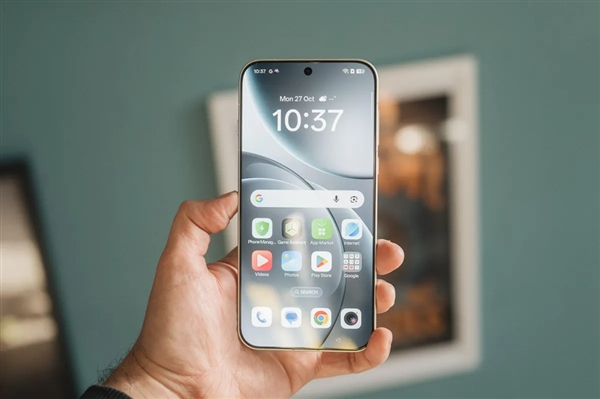 全球首款双2亿像素小屏旗舰！OPPO Find X9s来了