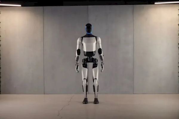 马斯克:中国是下一个级别的狠角色 很多外国人低估了中国