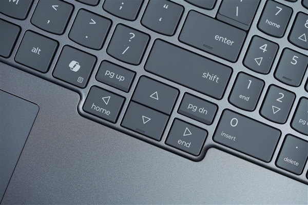 酷睿Ultra X9 388H加持！联想小新Pro 16 GT AI元启版图赏