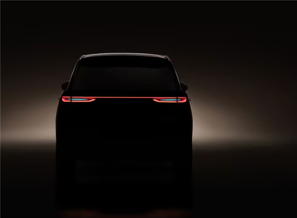 魏牌全新旗舰SUV预告图发布！馈电4.7秒破百 纯电续航400公里+