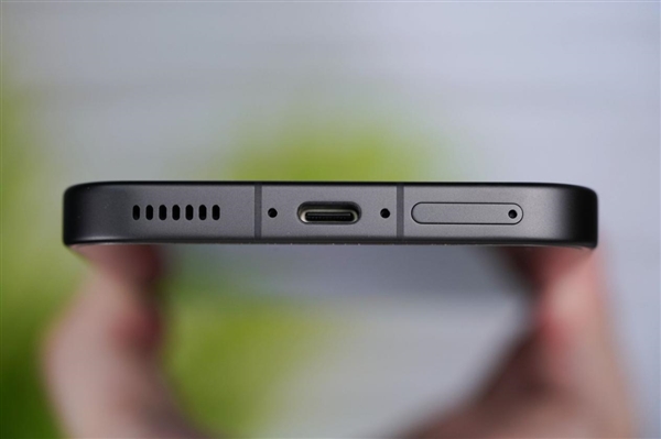 451万分最强旗舰手机！iQOO 15 Ultra图赏